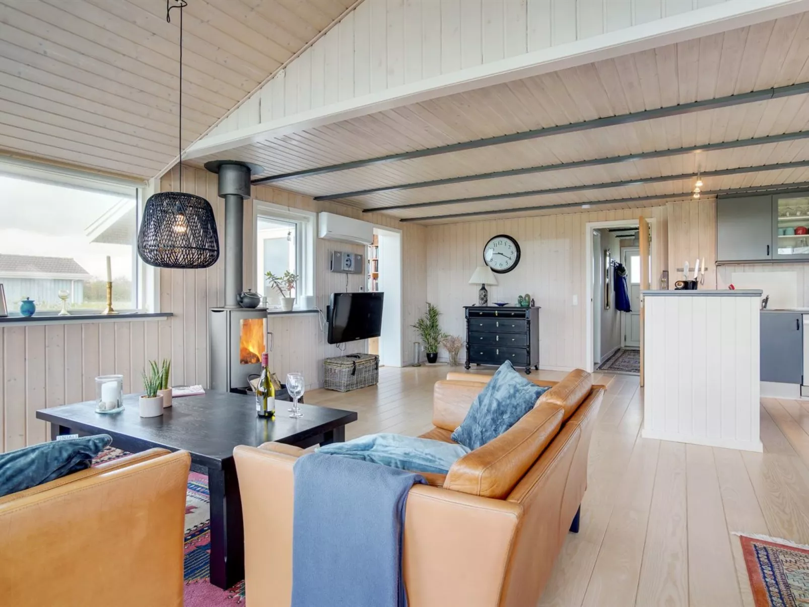 "Ailika" - 300m from the sea-Binnen