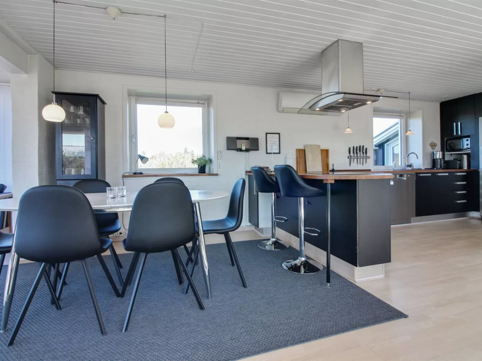 "Minza" - 250m from the sea-Binnen