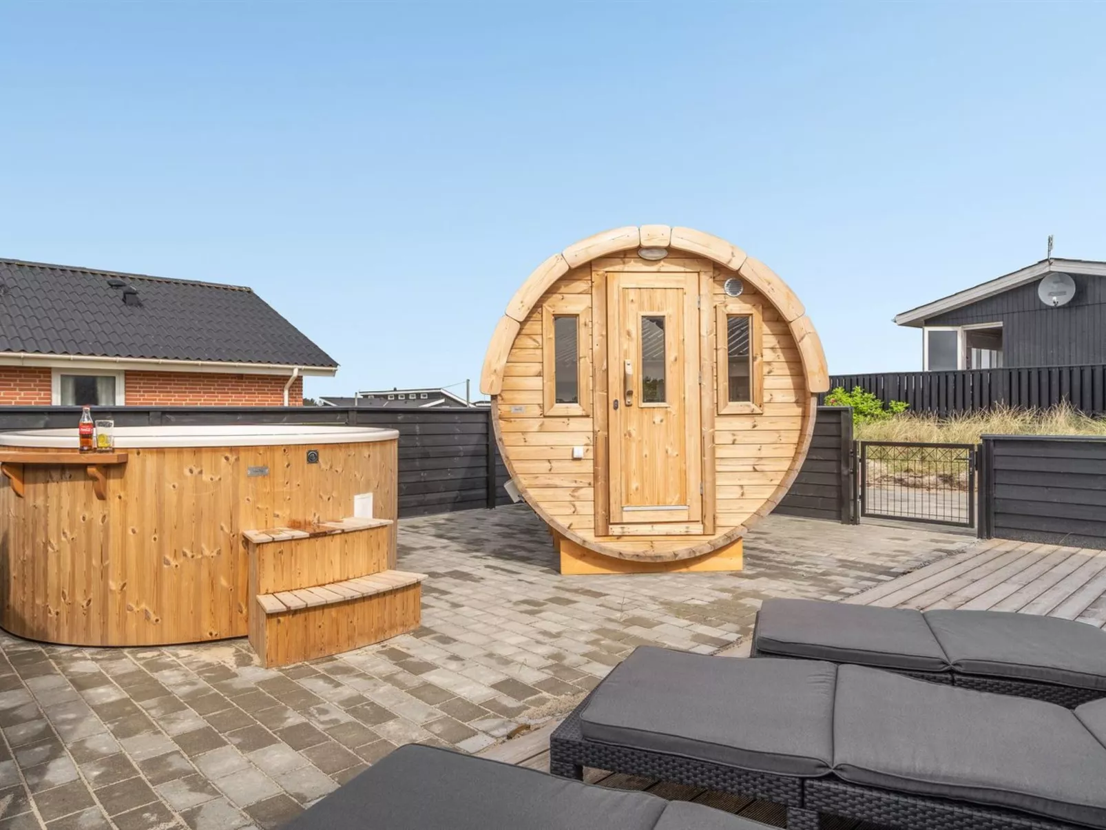 "Teoline" - 500m to the fjord-Buiten