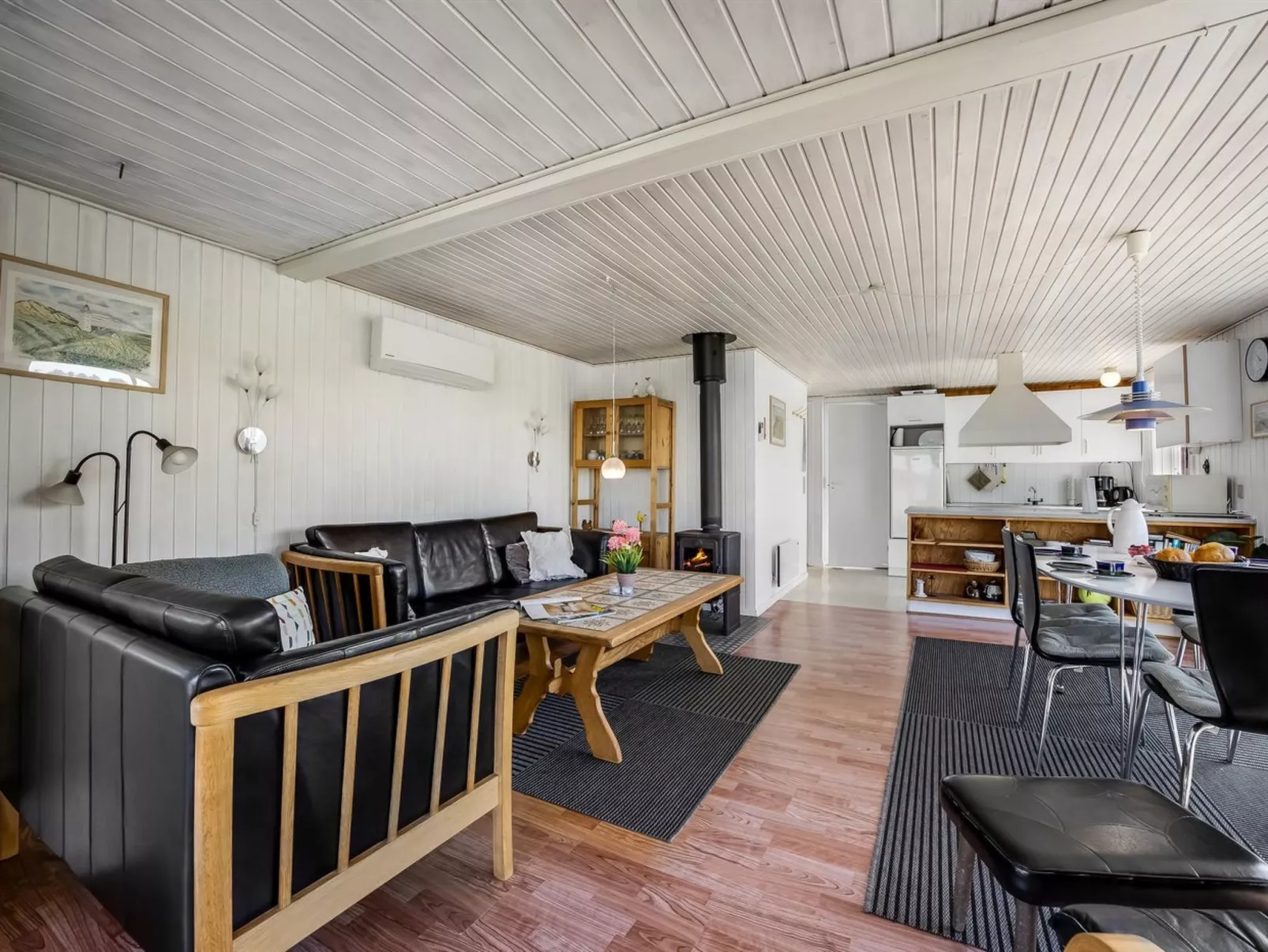 "Olla" - 300m from the sea-Binnen