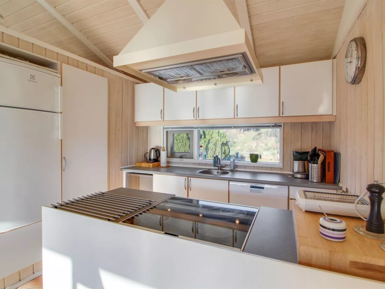 "Arntraud" - 250m from the sea-Binnen