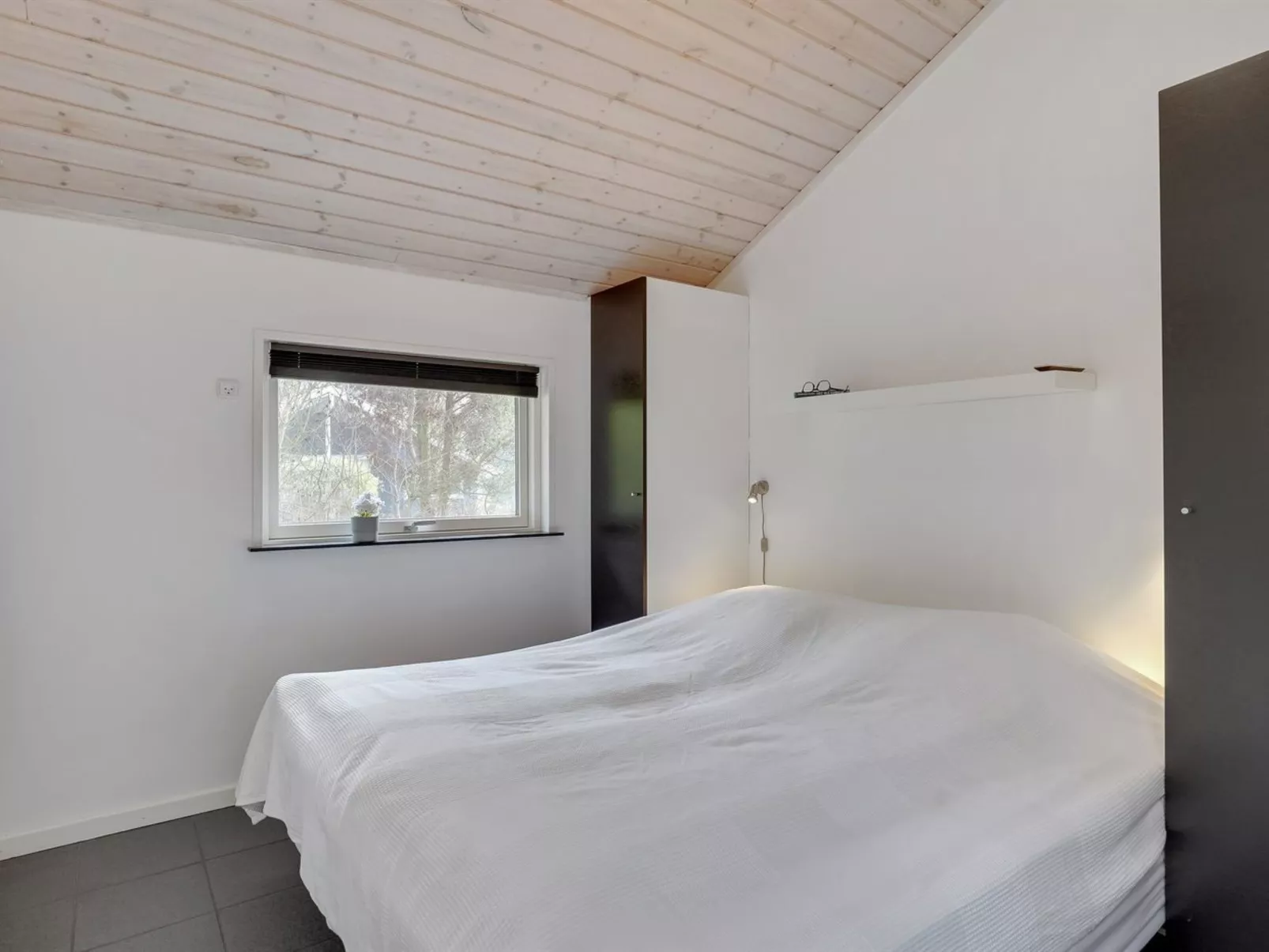 "Nyalle" - 1.3km from the sea-Binnen