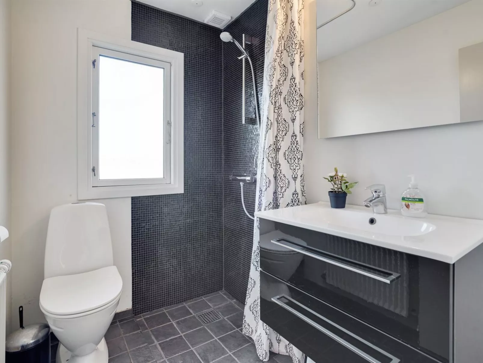 "Meike" - 300m from the sea-Binnen