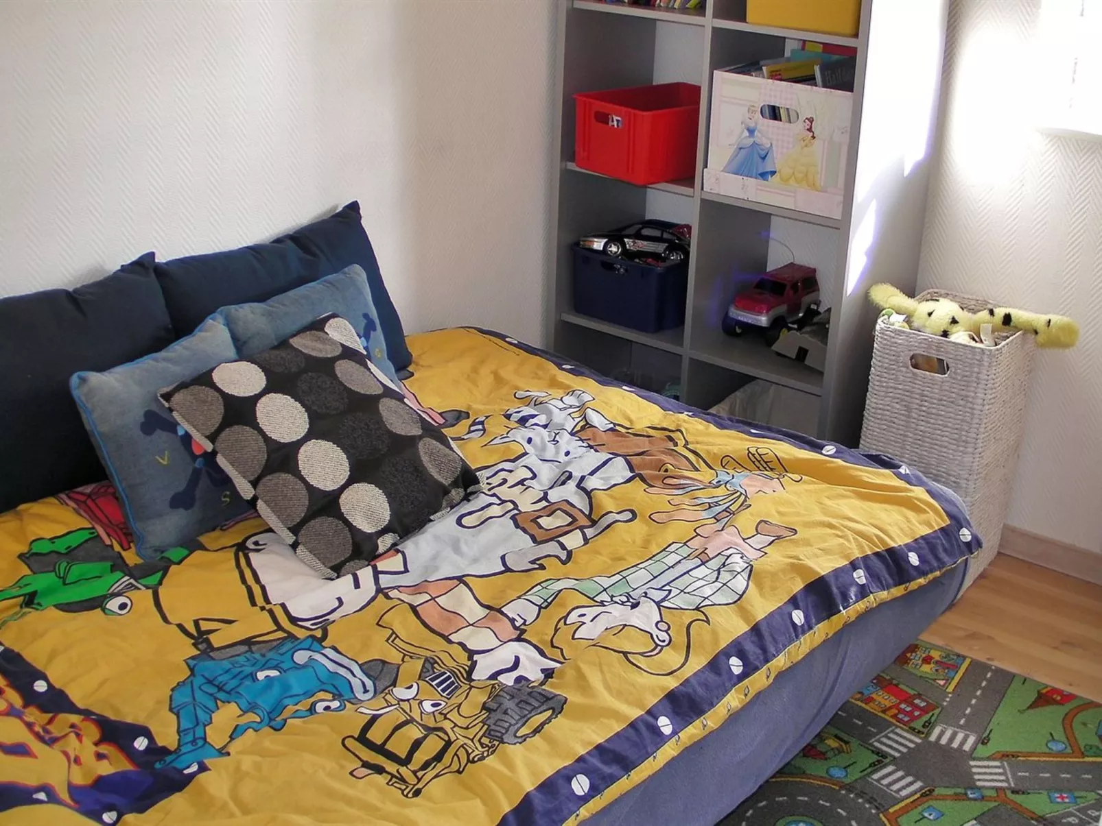 "Nitis" - 200m from the sea-Binnen