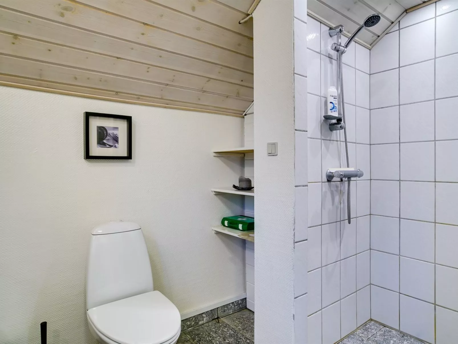 "Sahra" - 200m from the sea-Binnen