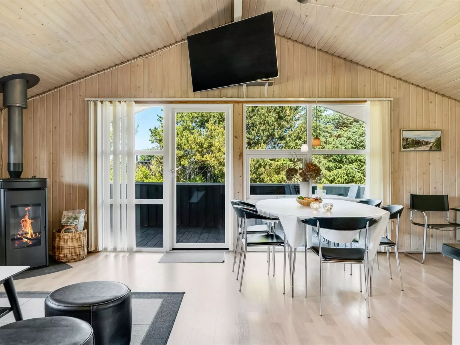 "Guja" - 1km from the sea-Binnen