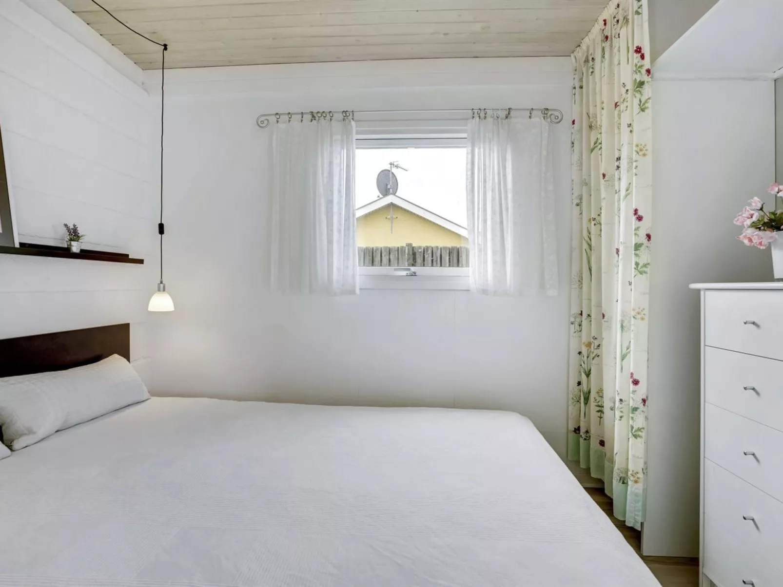 "Alvina" - 25m from the sea-Binnen