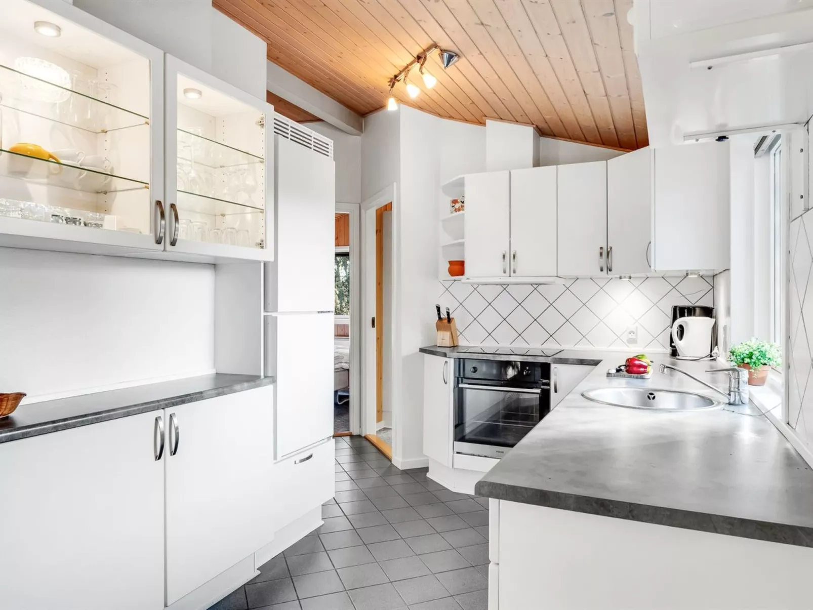 "Jula" - 800m from the sea-Binnen