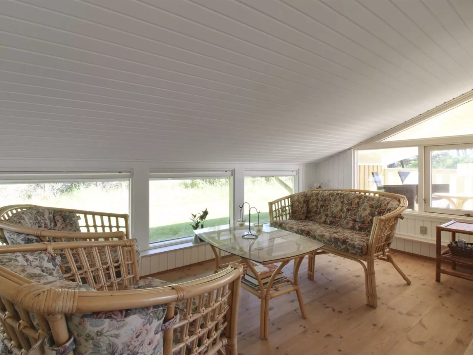 "Eden" - 800m from the sea-Binnen