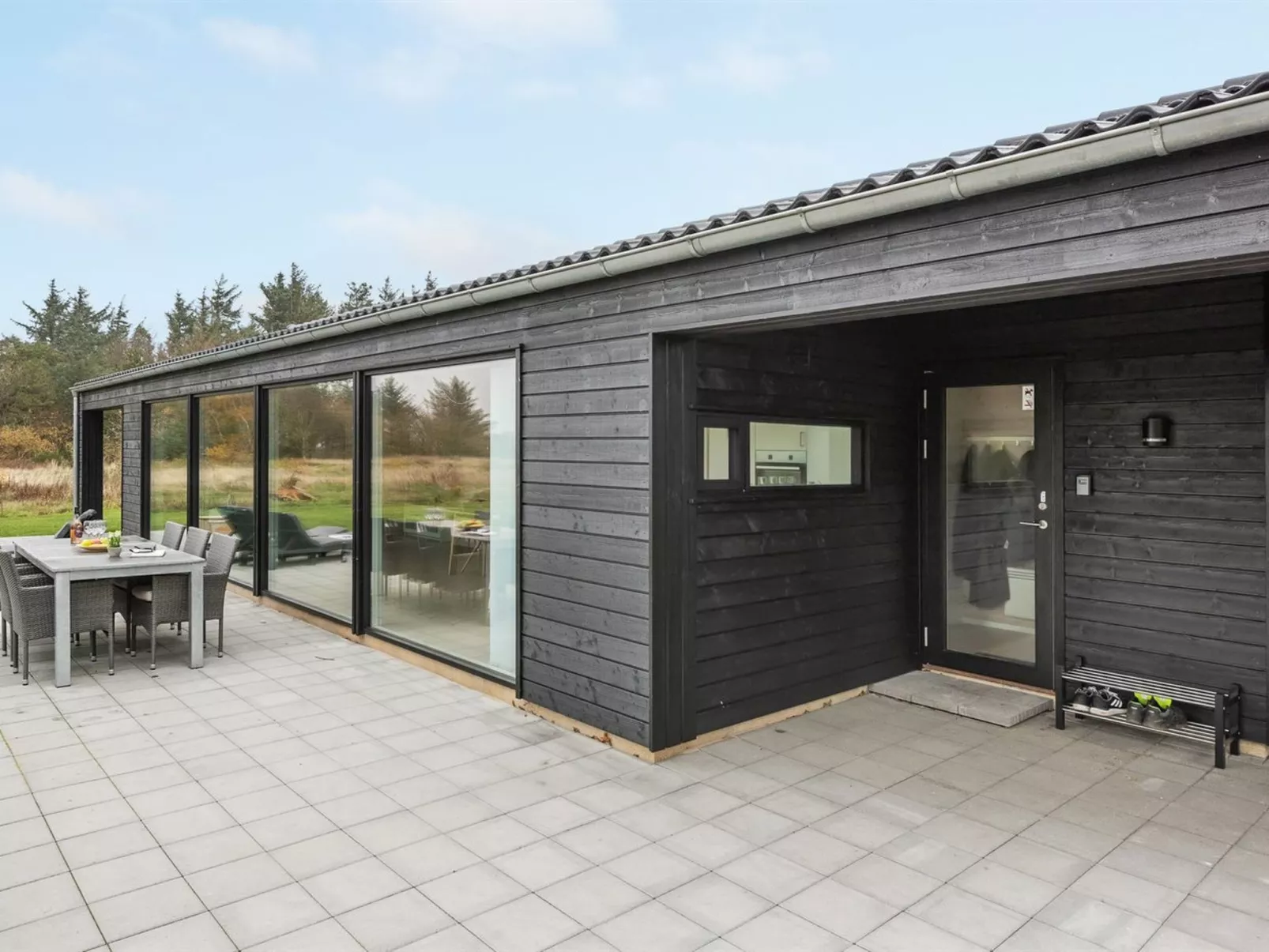 "Tindra" - 30m to the fjord-Buiten