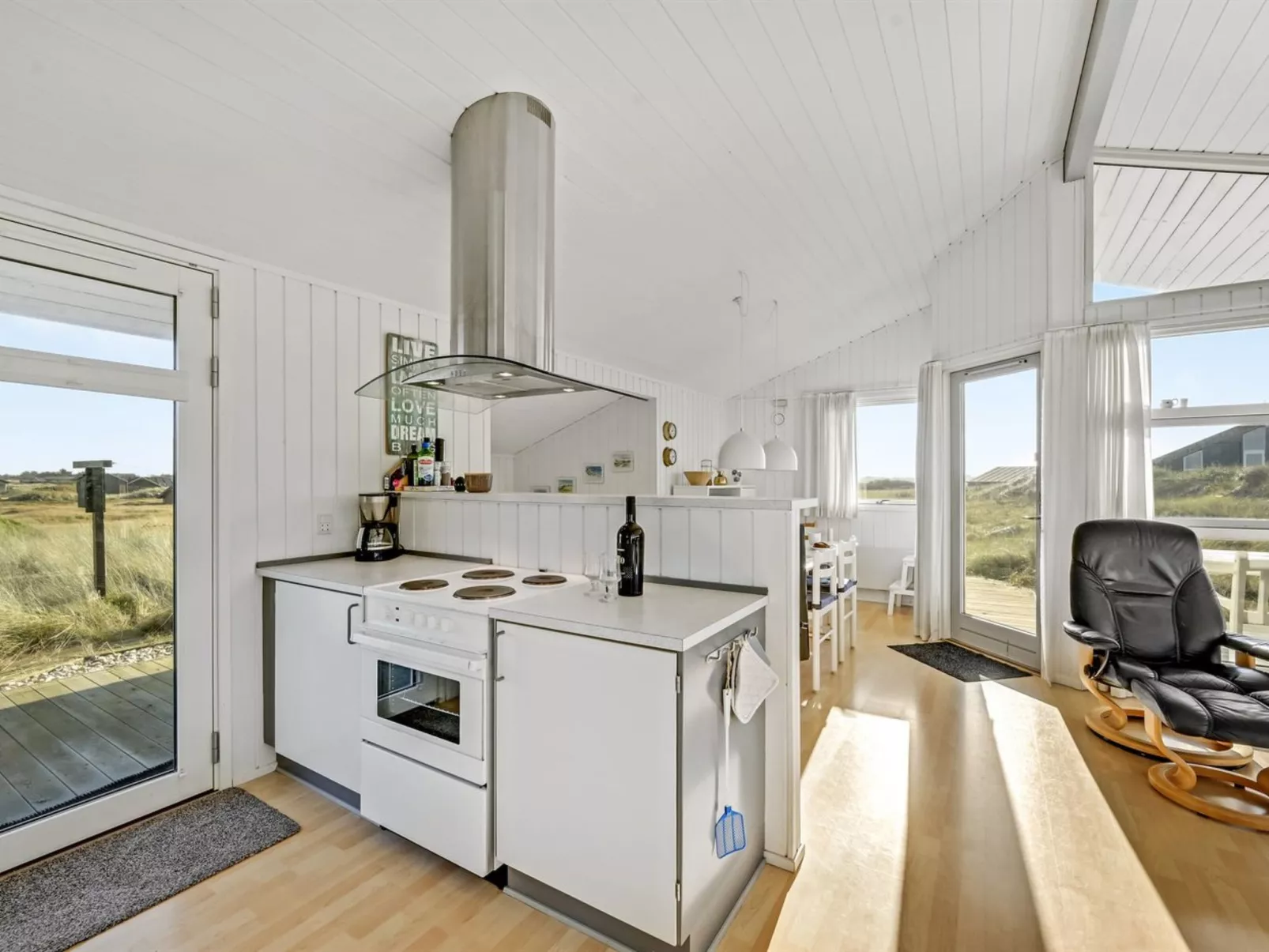 "Thorgny" -  from the sea-Binnen