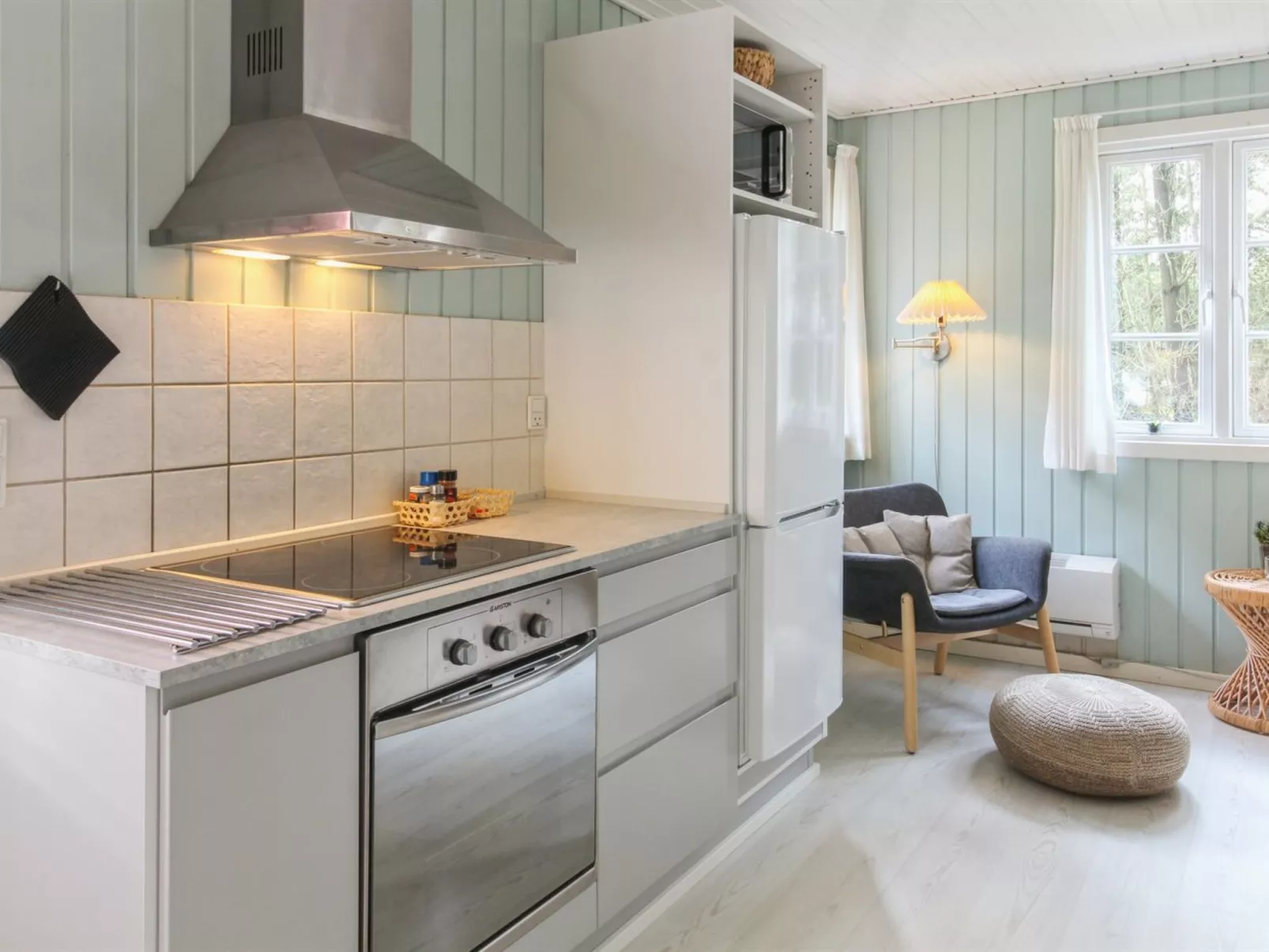 "Epiphania" - 900m from the sea-Binnen