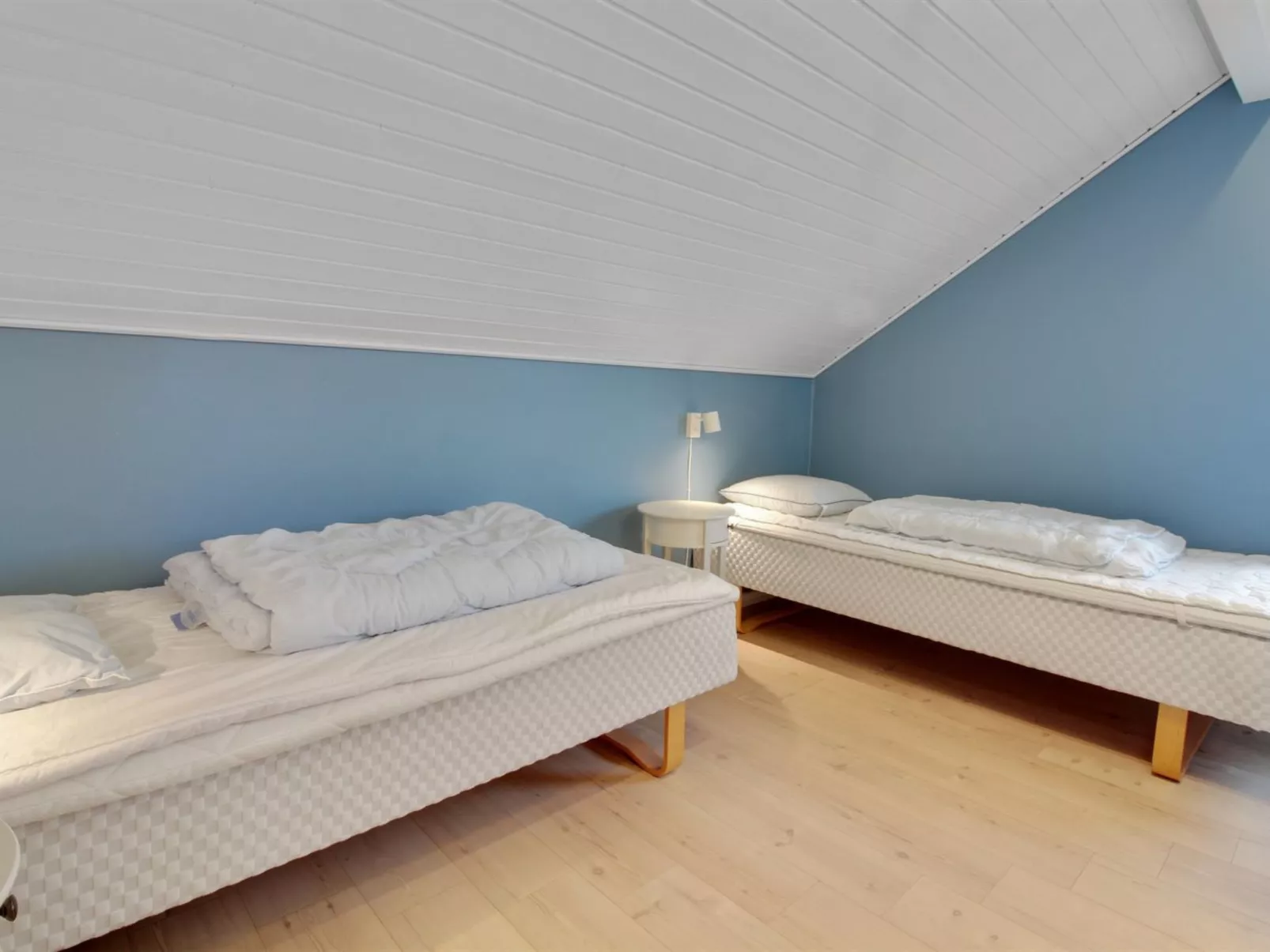 "Terje" - 2.3km from the sea-Binnen