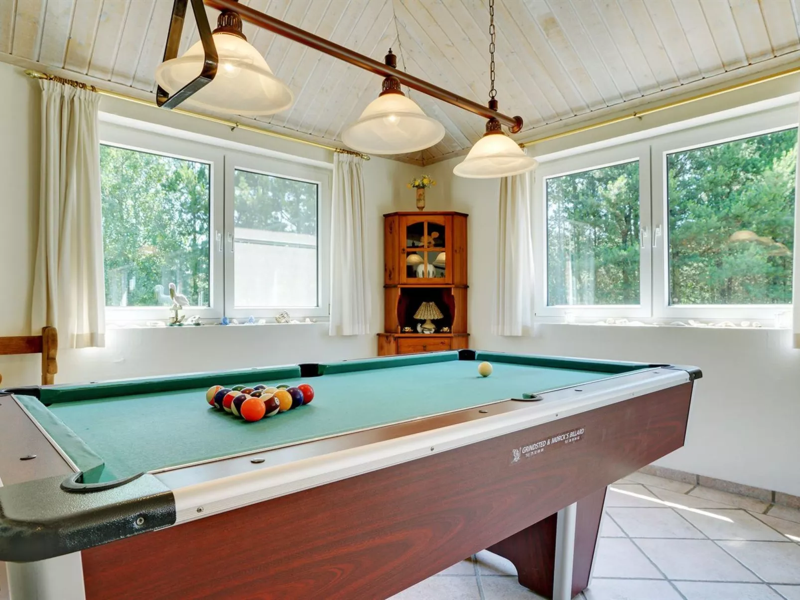 "Arletty" - 1km from the sea-Binnen