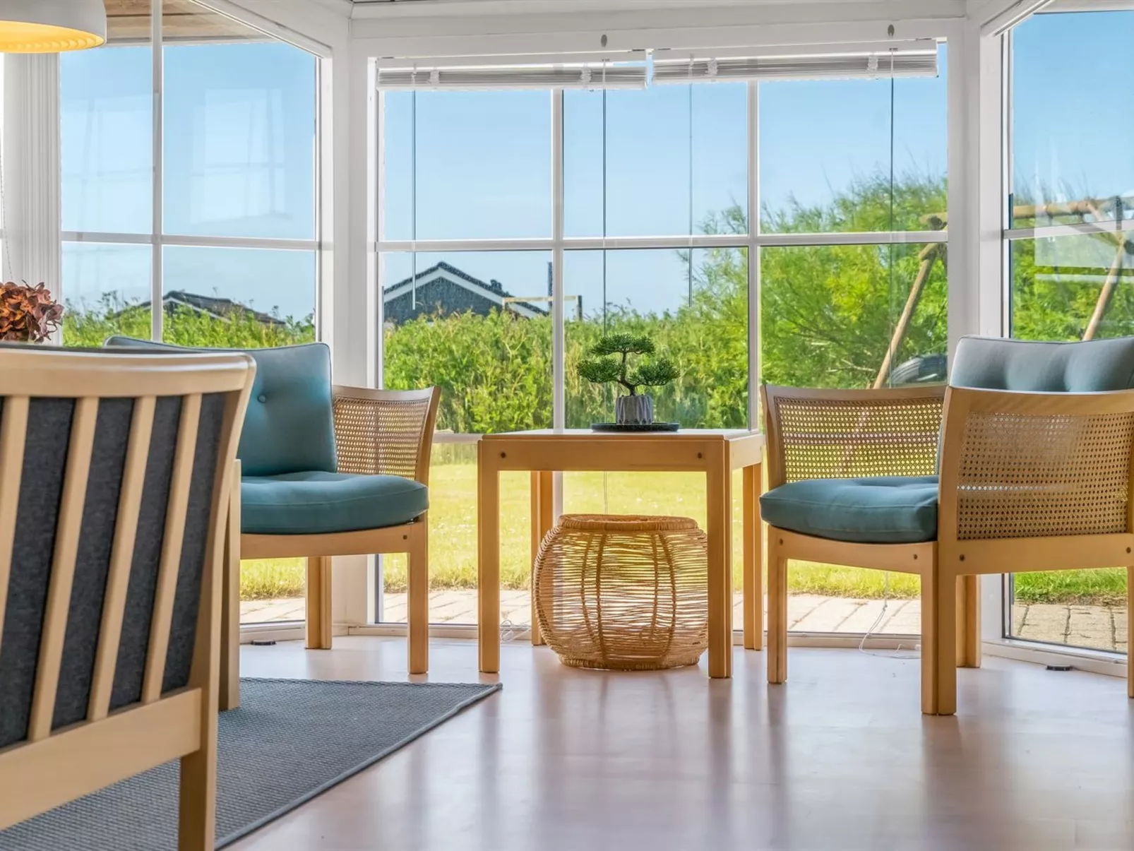 "Anya" - 650m from the sea-Binnen