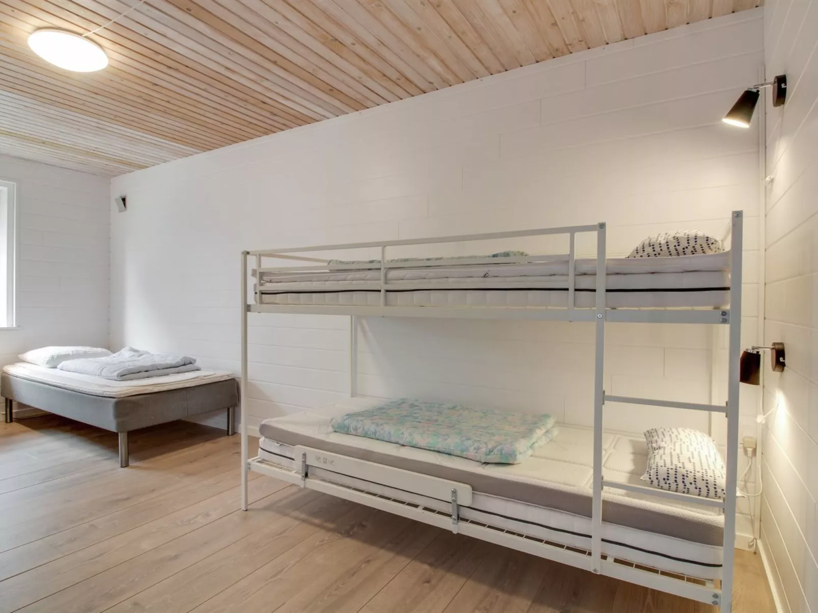 "Solmaz" - 3.5km from the sea-Binnen