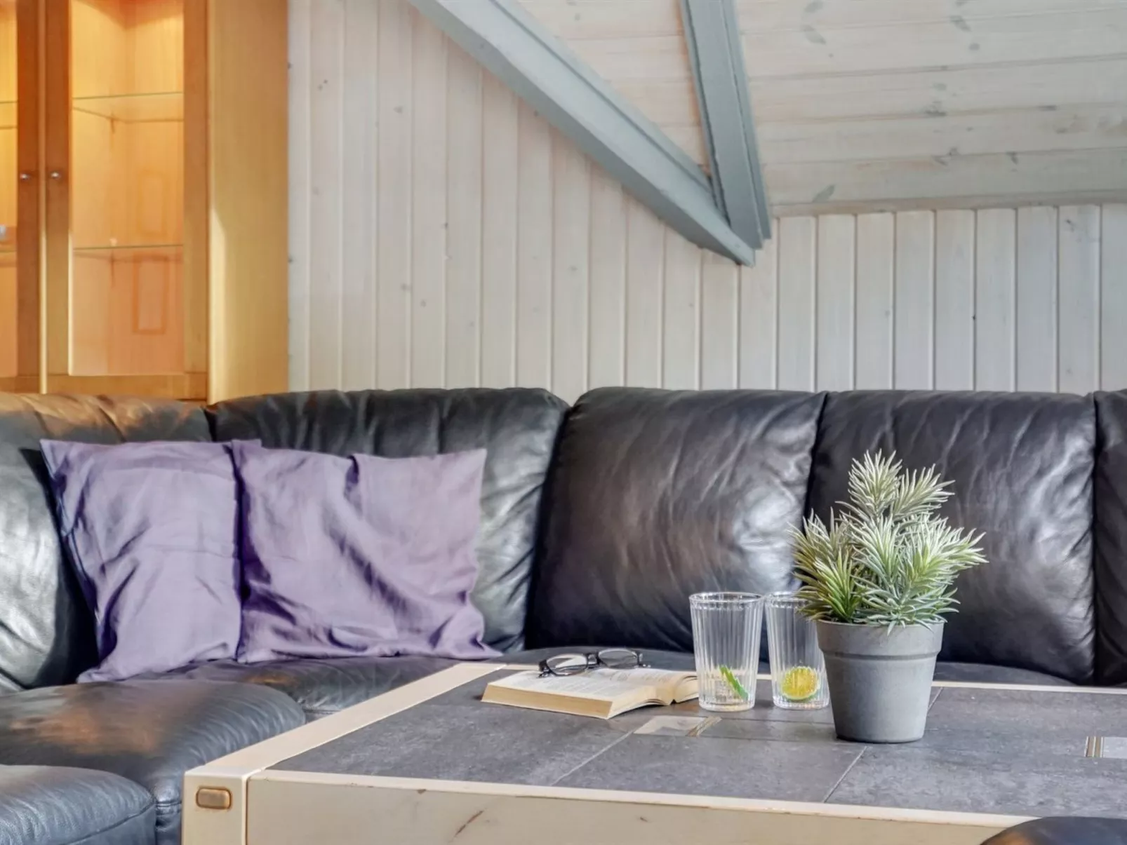 "Gunlög" - 3.1km from the sea-Binnen