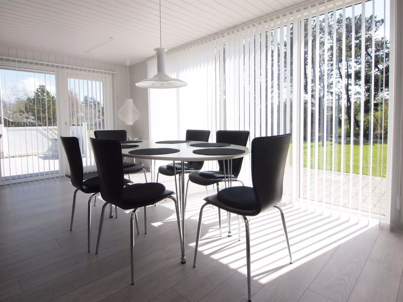 "Emmarenze" - 400m from the sea-Binnen