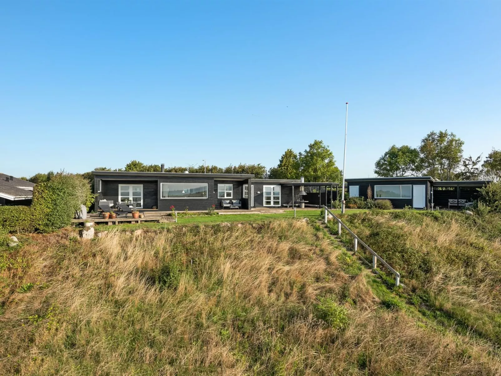 "Kaapo" - 300m from the sea-Buiten