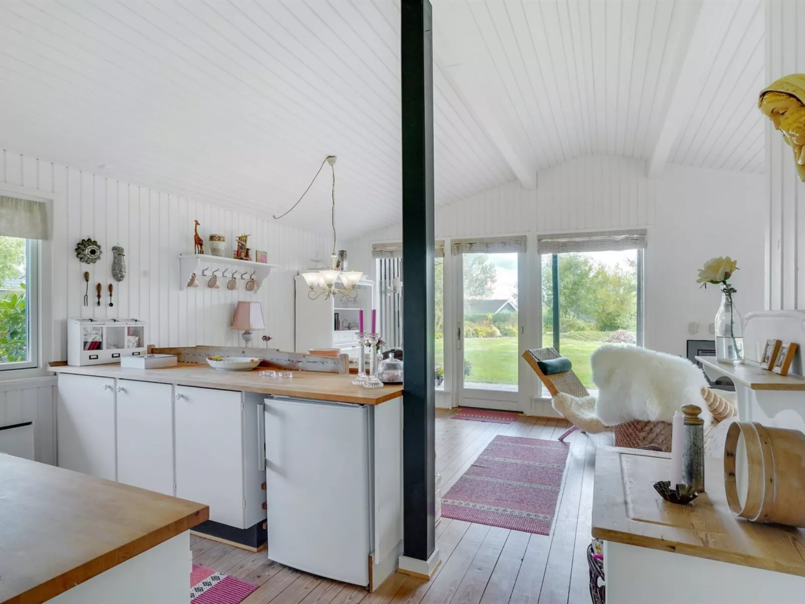 "Suoma" - 400m to the fjord-Binnen