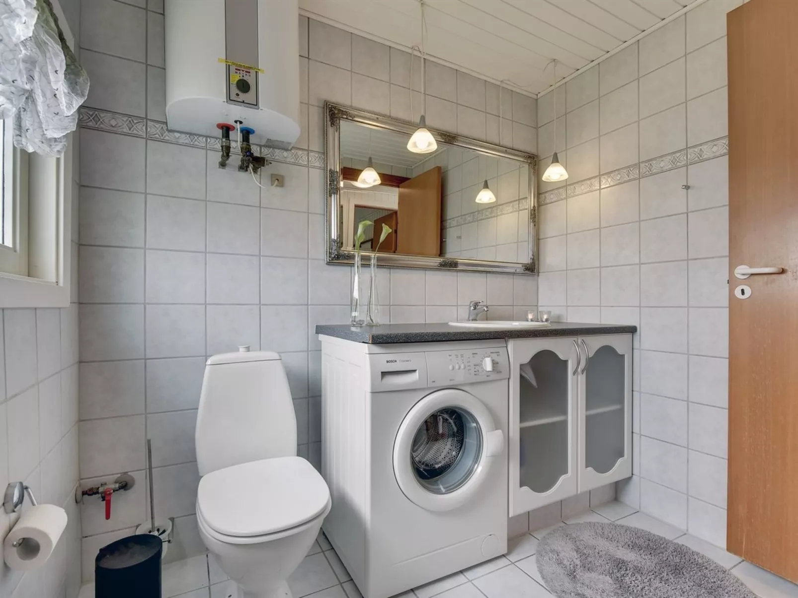 "Tjordis" - 600m to the fjord-Binnen