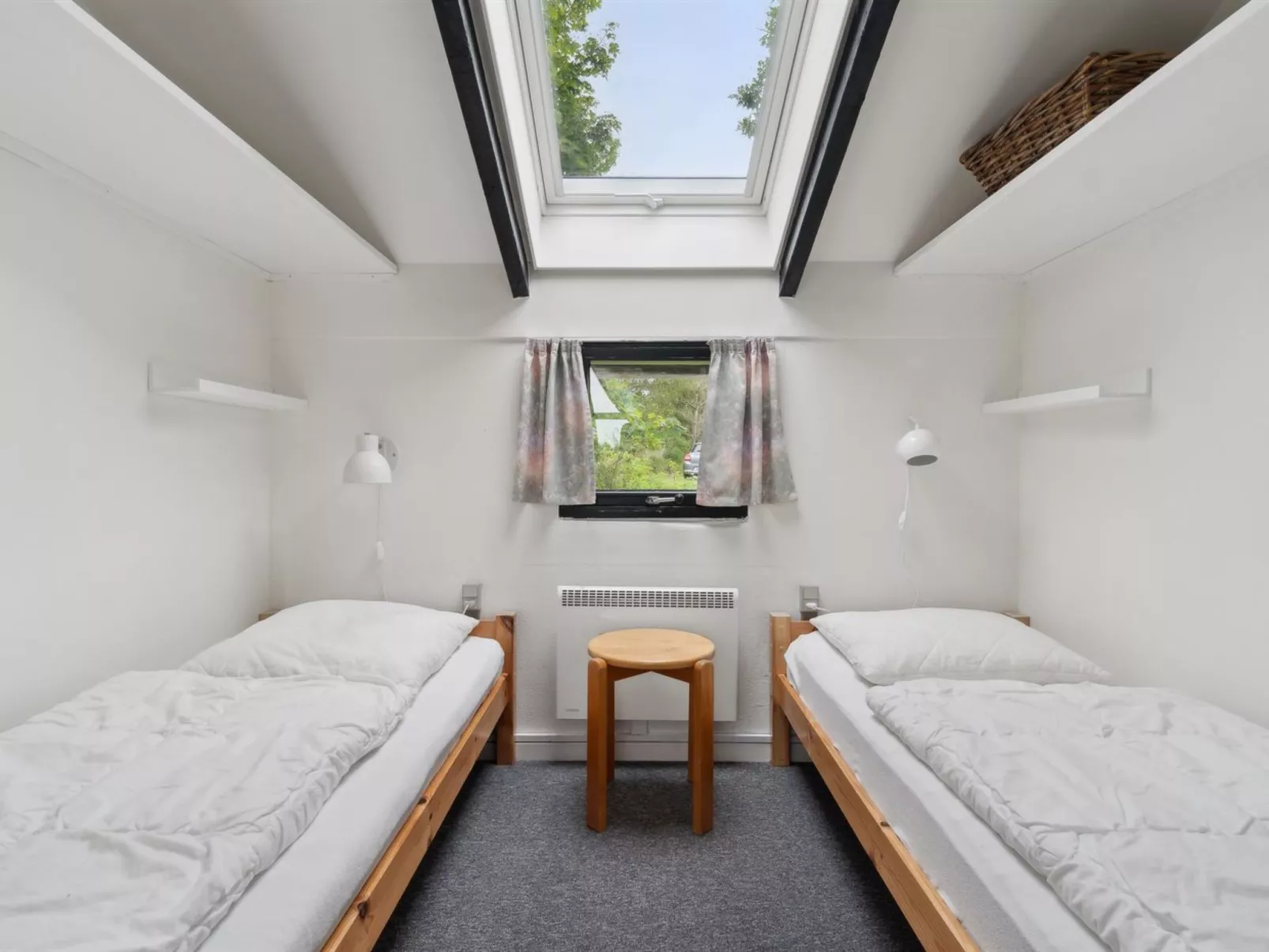 "Biriel" - 1km from the sea-Binnen