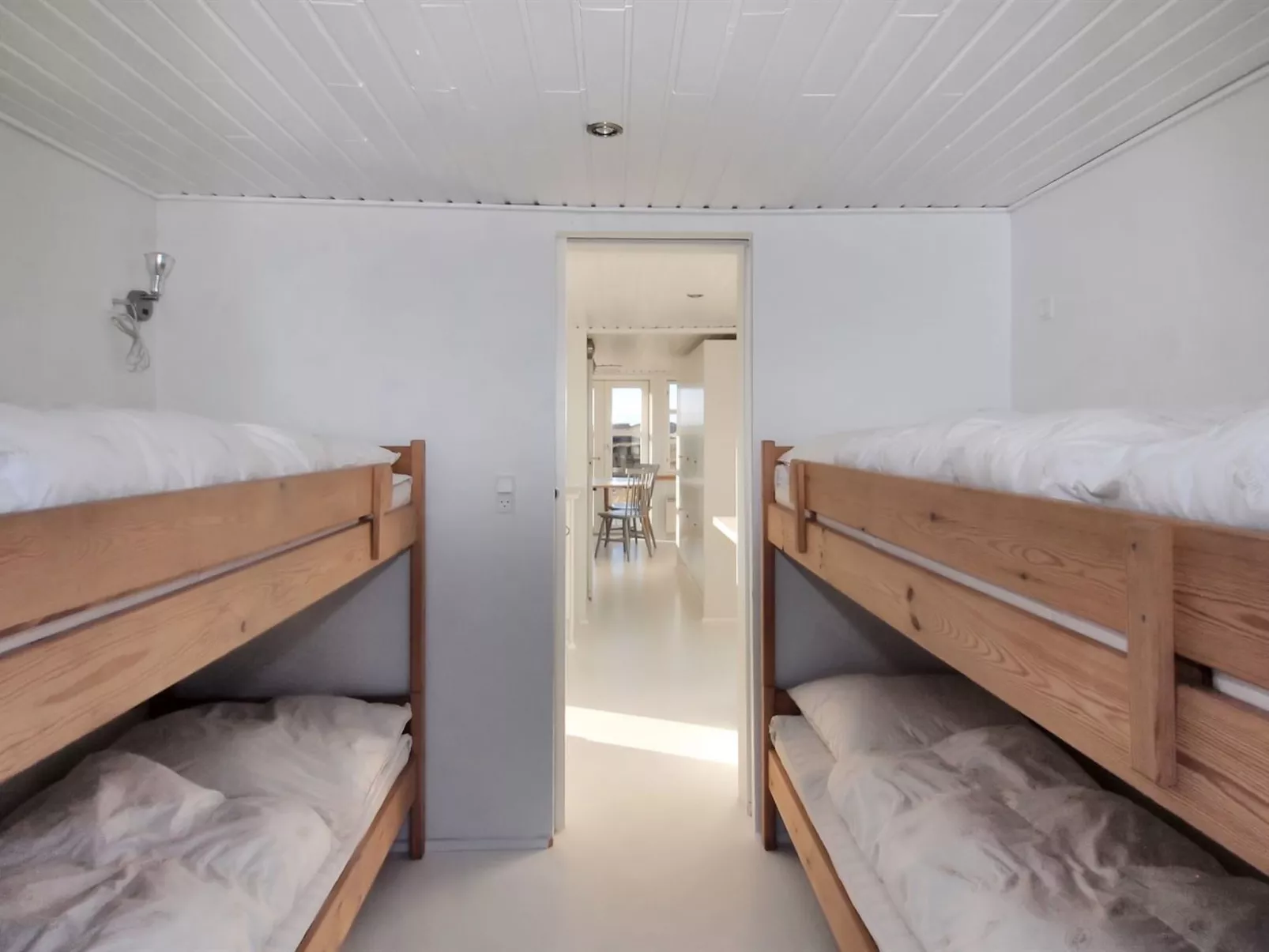 "Swanja" -  from the sea-Binnen