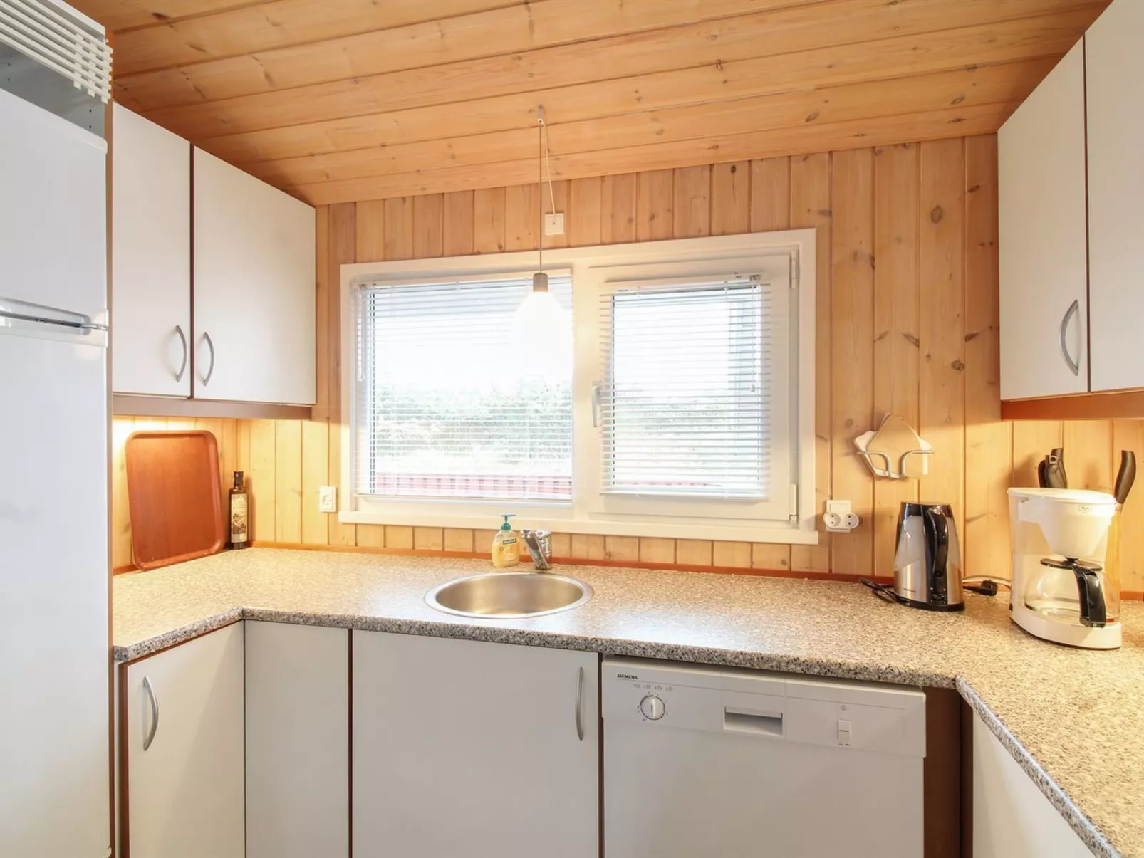 "Gamal" - 400m from the sea-Binnen