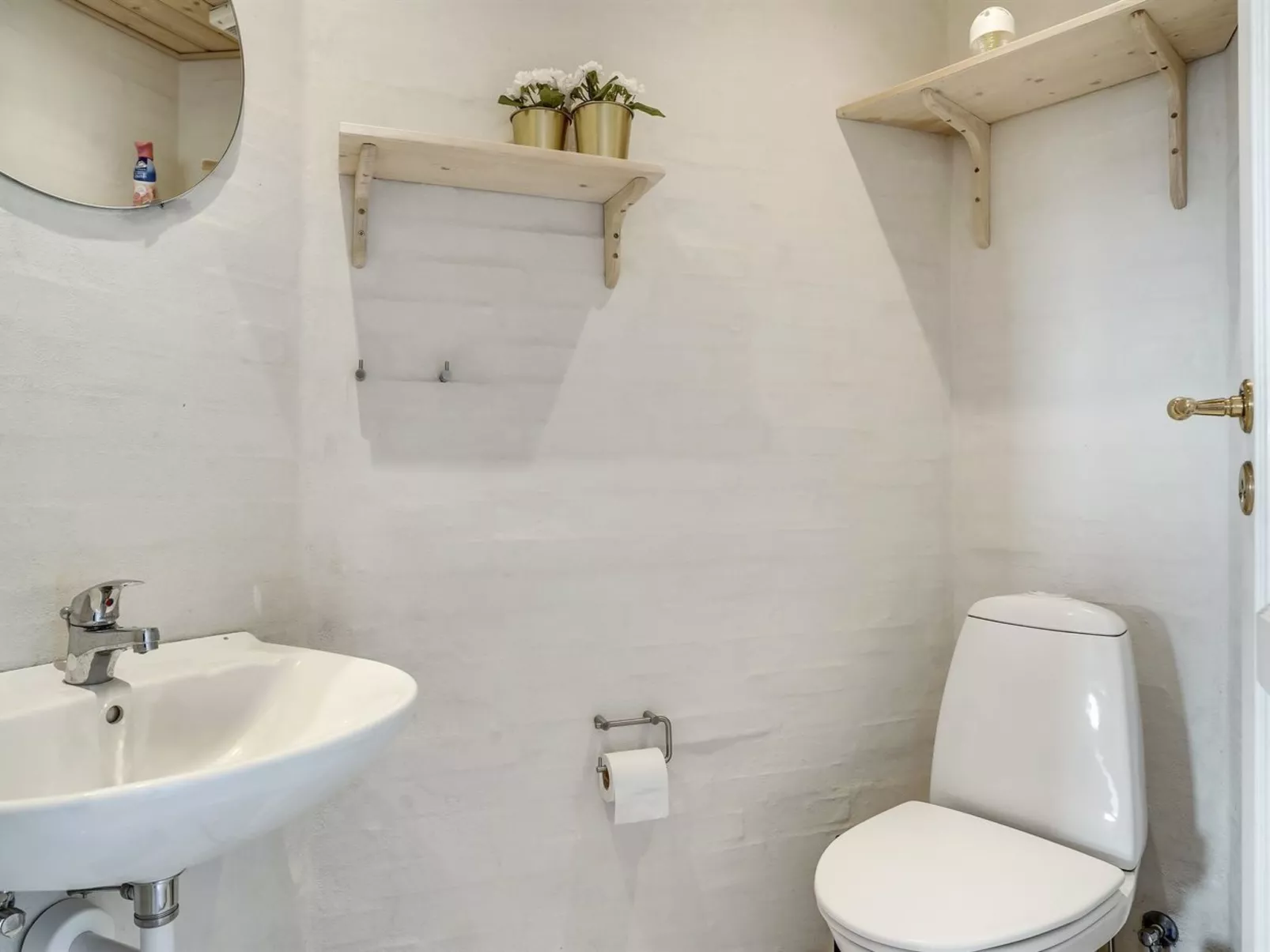 "Eugenie" - 450m from the sea-Binnen