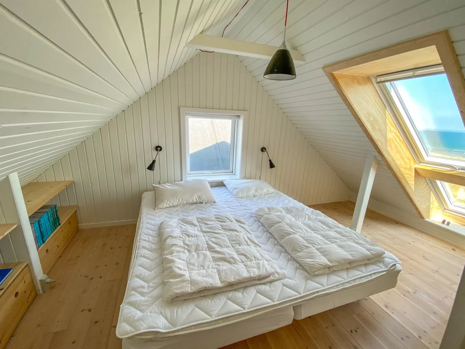 "Alkmar" - 75m from the sea-Binnen