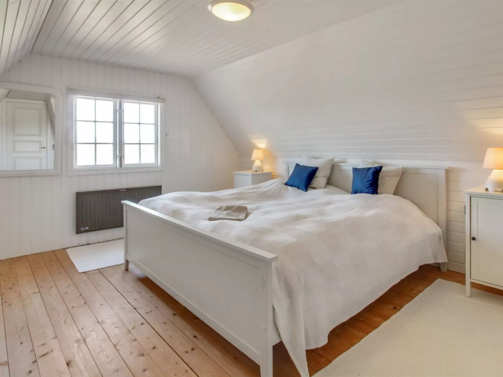 "Iivari" - 1.5km from the sea-Binnen