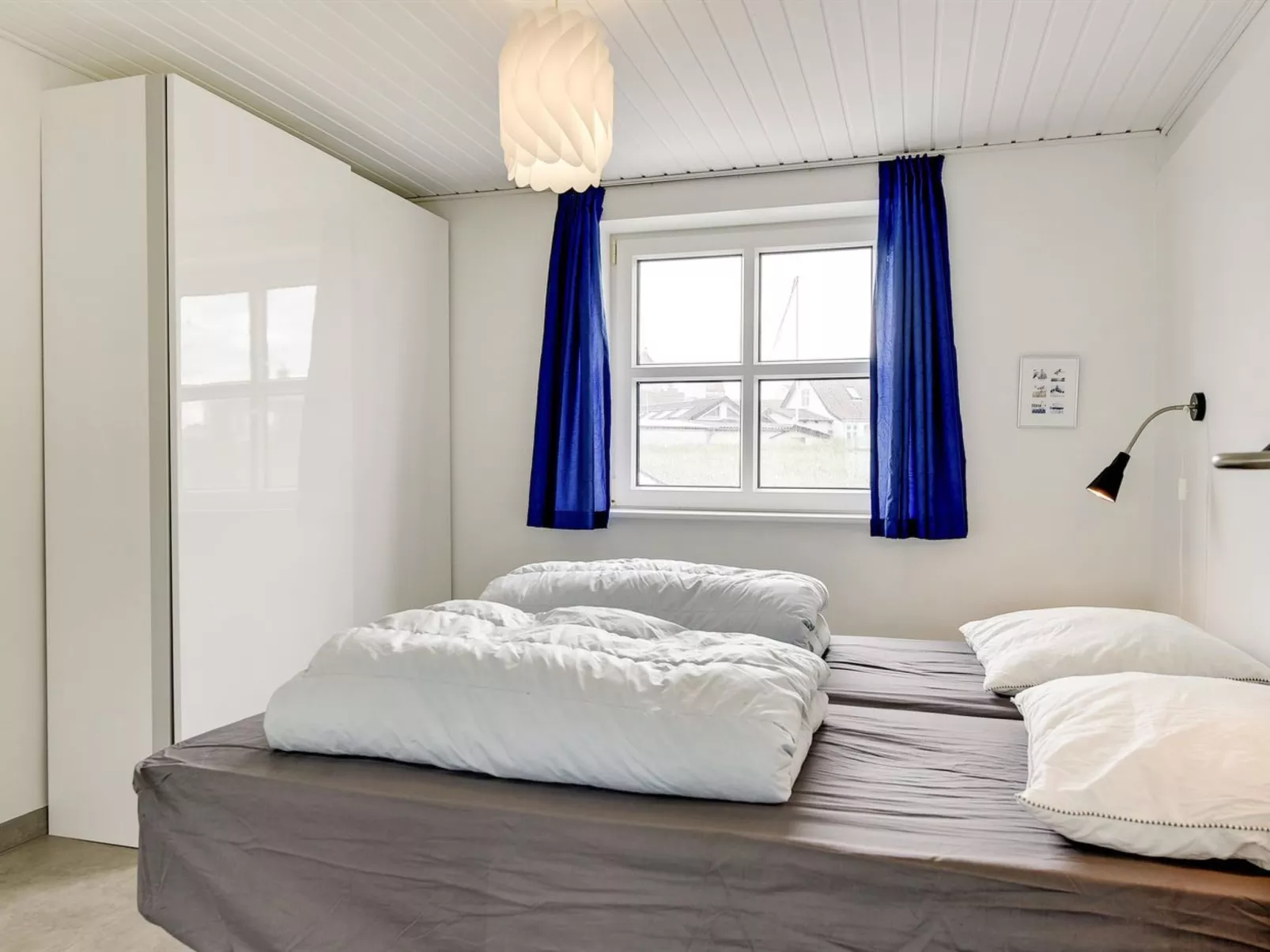 "Hillegonde" - 84m from the sea-Binnen