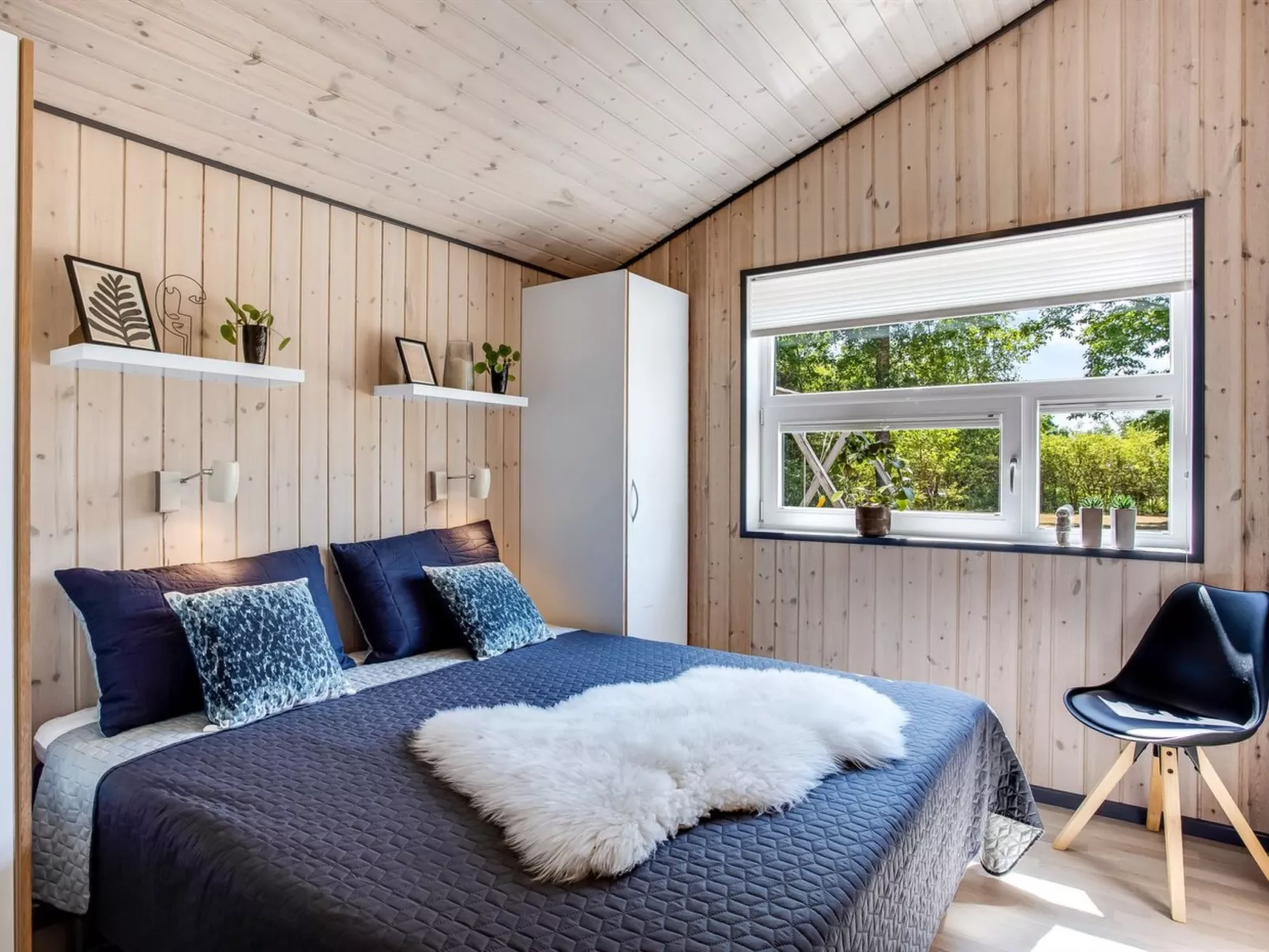 "Gylla" - 12km from the sea-Binnen