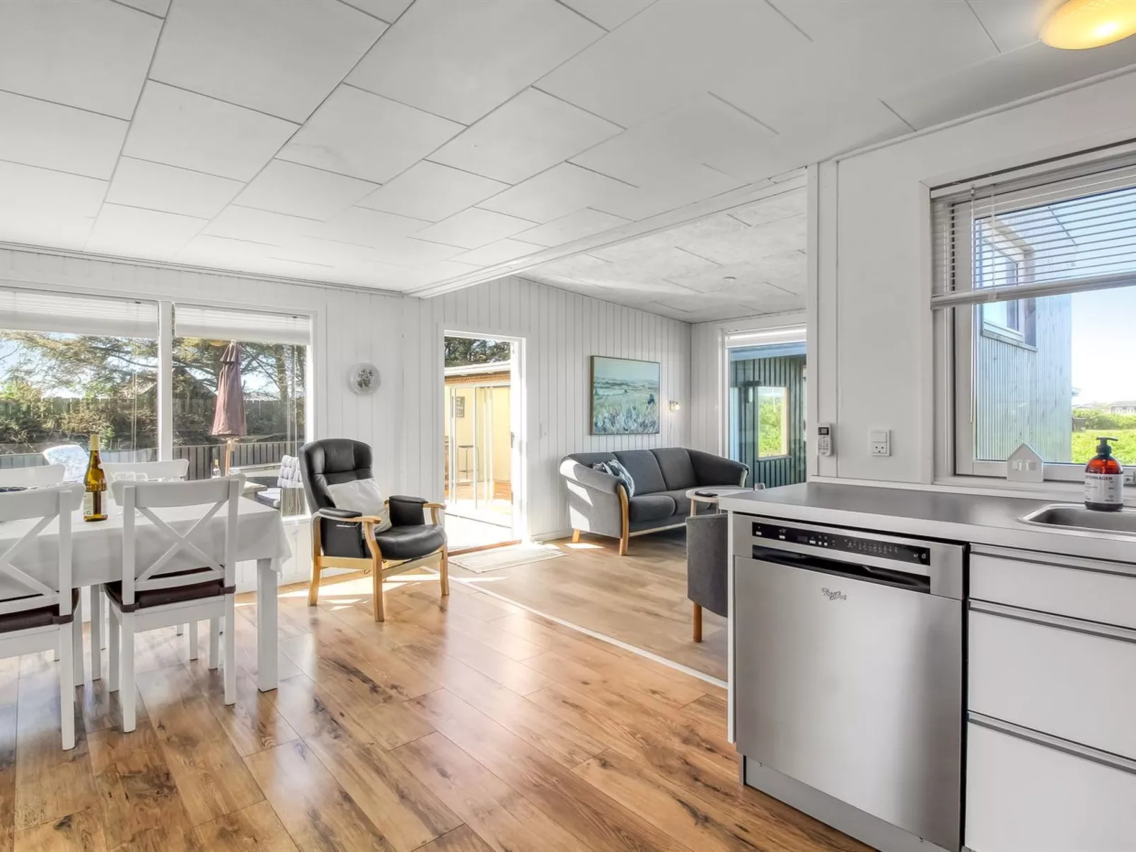 "Daren" - 600m from the sea-Binnen