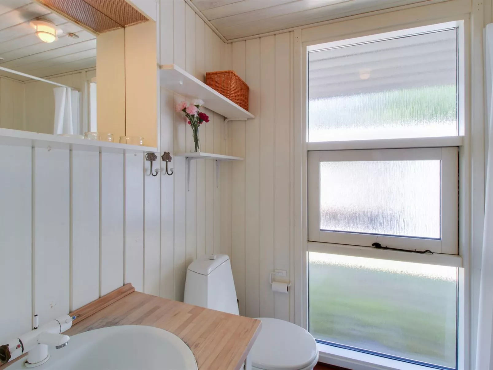 "Antoinette" - 500m from the sea-Binnen