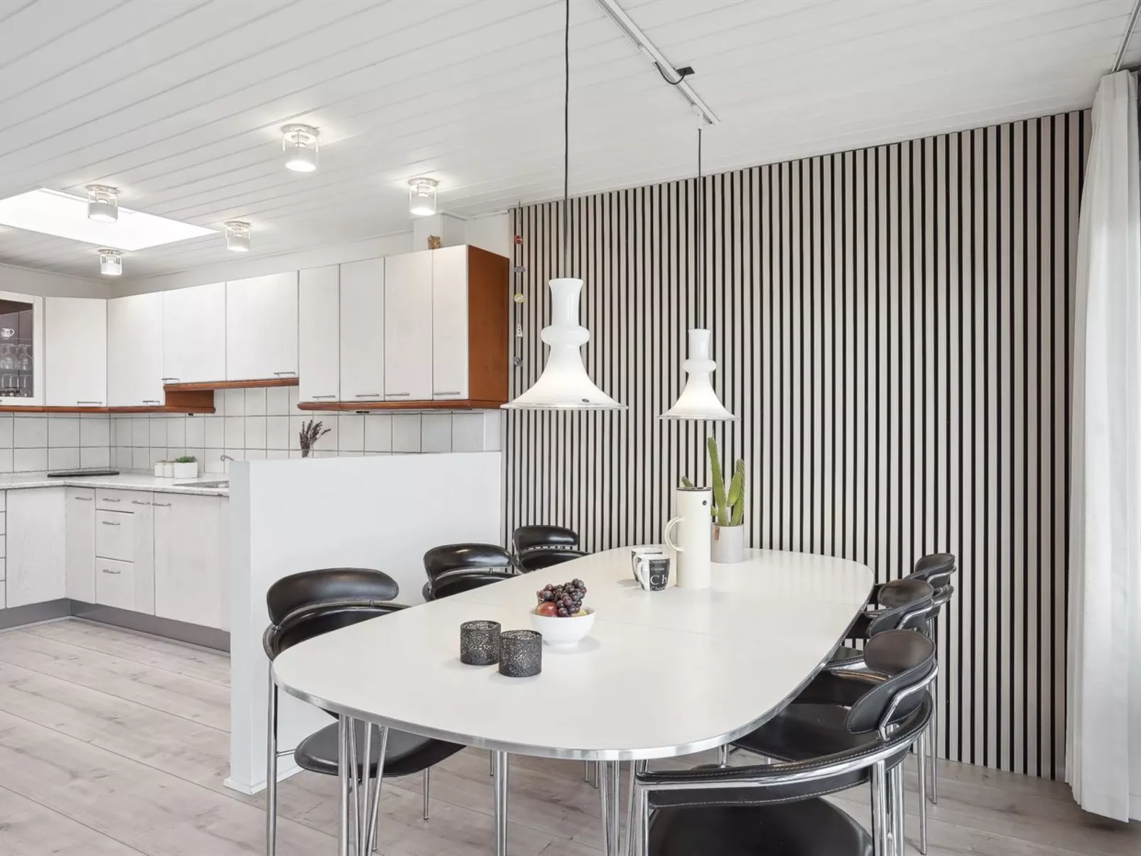 "Helja" - 125m from the sea-Binnen