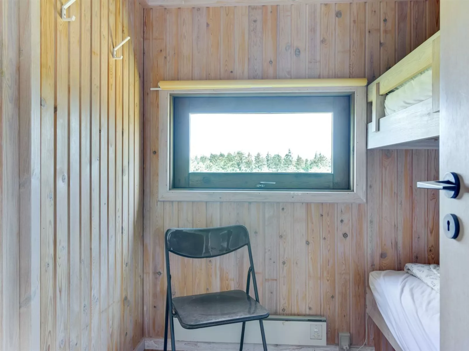 "Aiva" - 1.5km from the sea-Binnen