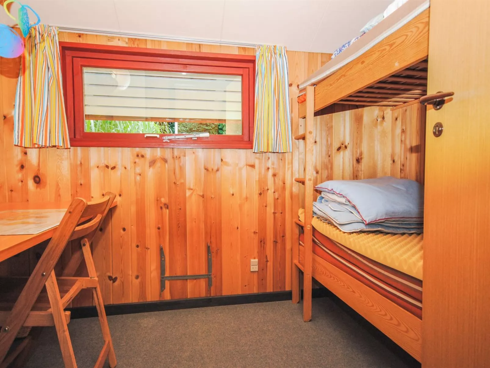 "Naema" - 600m to the fjord-Binnen