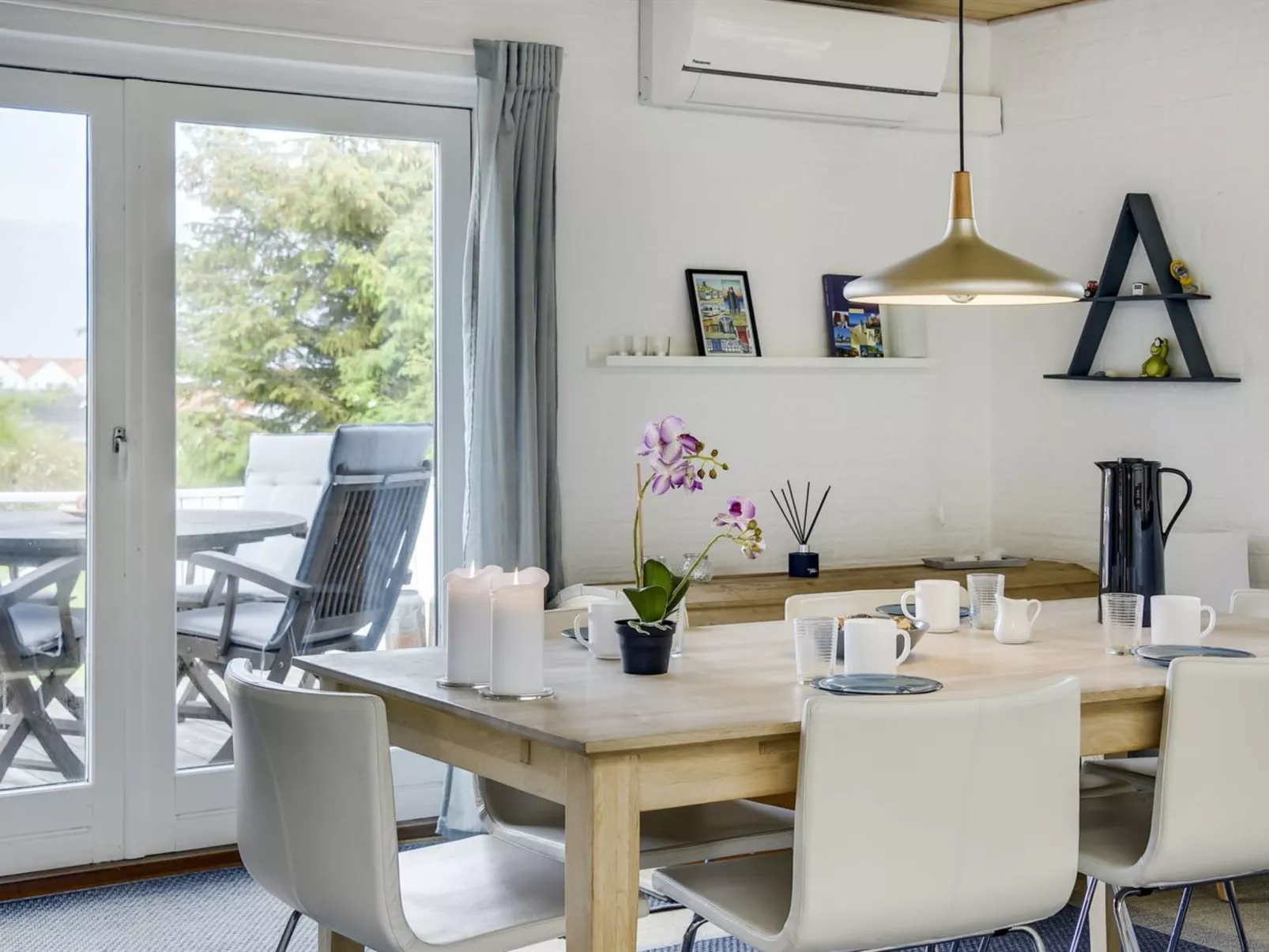 "Bedri" - 800m from the sea-Binnen