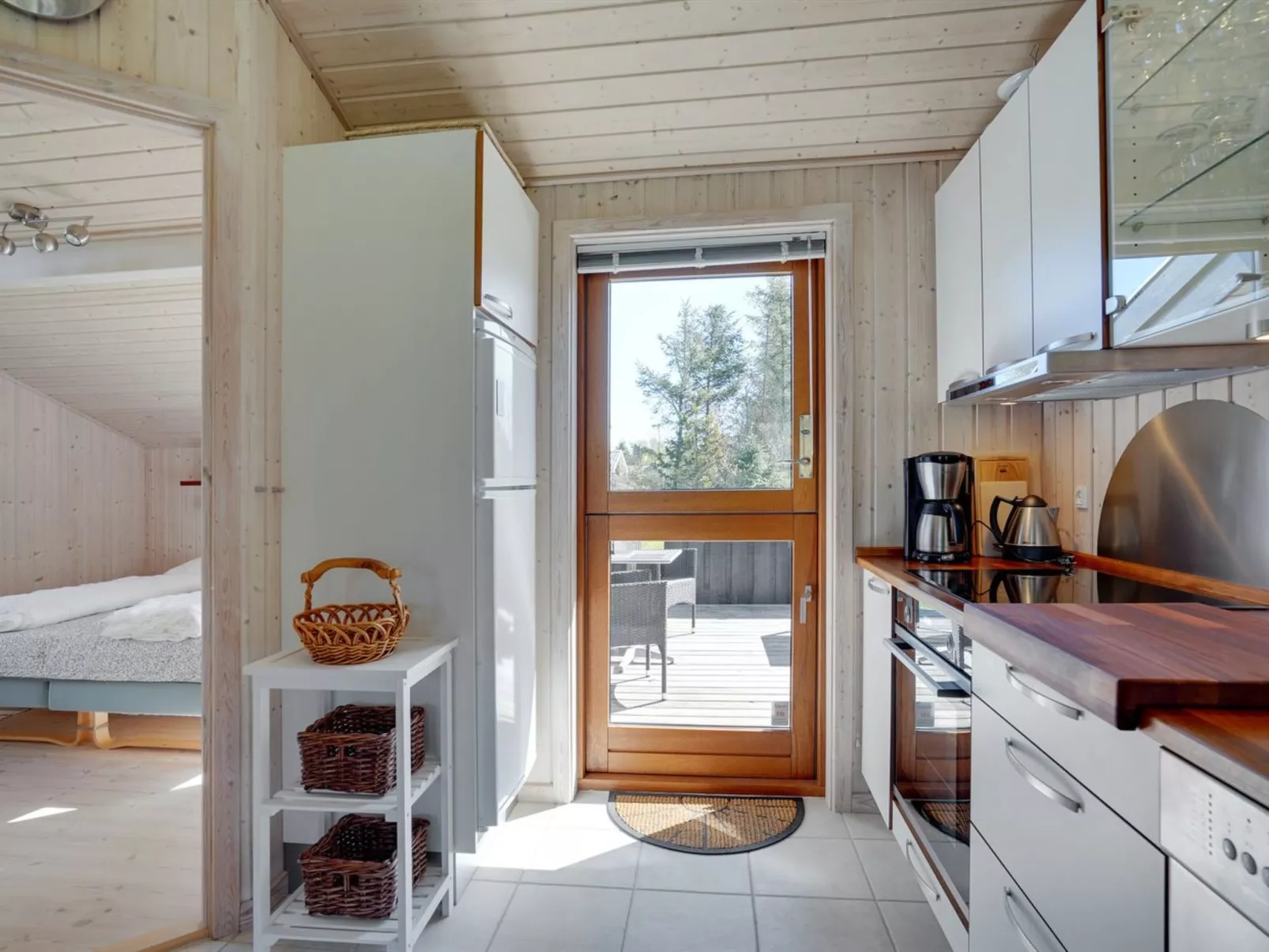 "Jelin" - 2.5km from the sea-Binnen