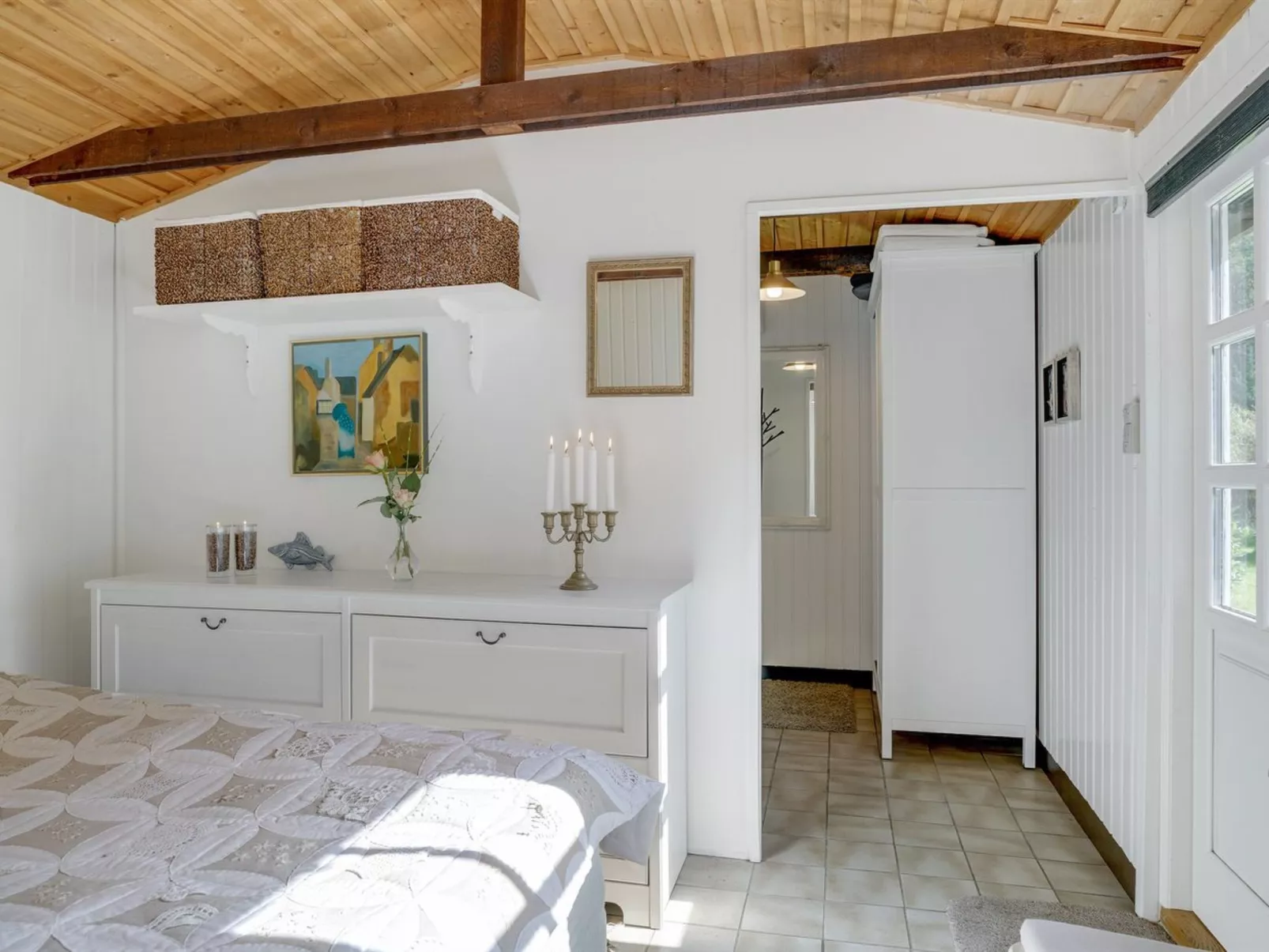 "Arnborg" - 2km from the sea-Binnen