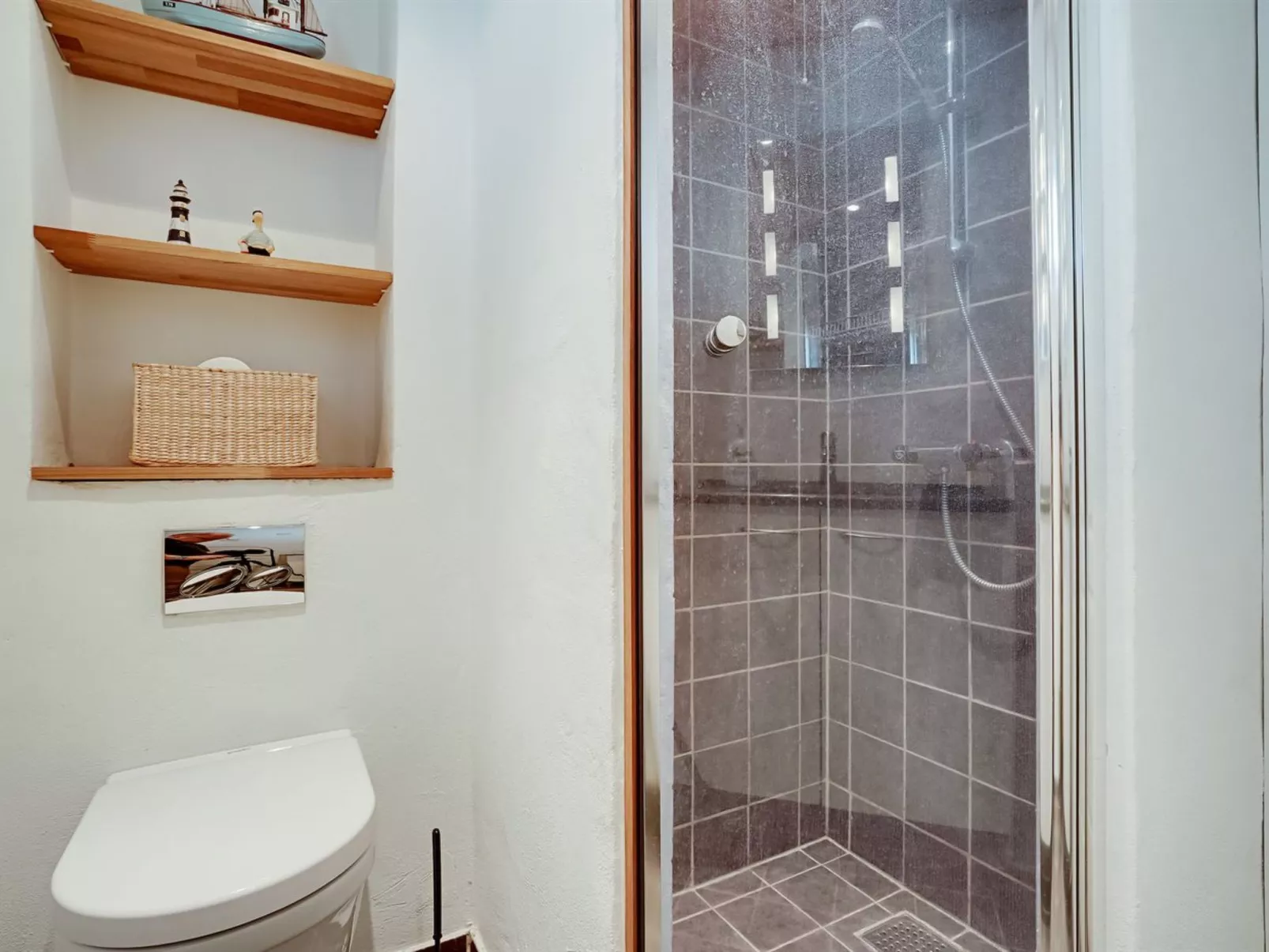 "Snioulf" - 1km from the sea-Binnen