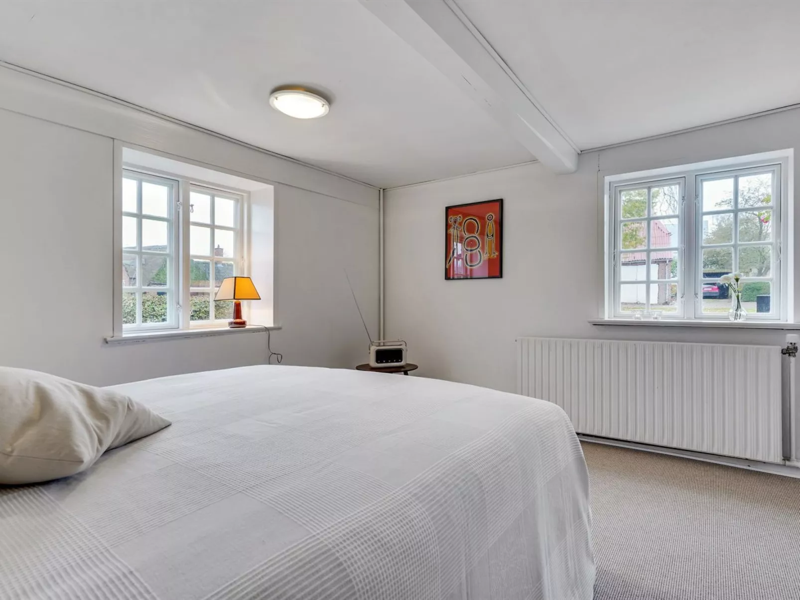 "Ilsa" - 9.8km from the sea-Binnen