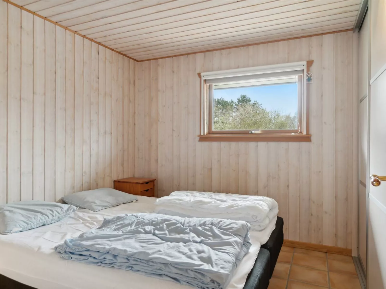 "Linda" - 600m from the sea-Binnen