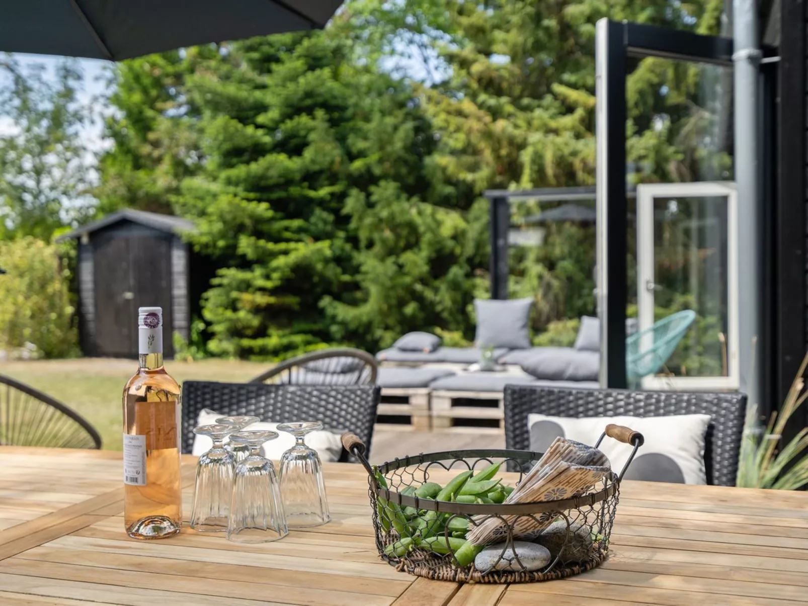 "Edin" - 400m from the sea-Buiten