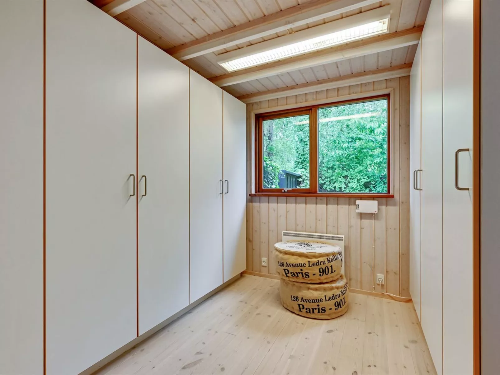 "Gustine" - 300m from the sea-Binnen