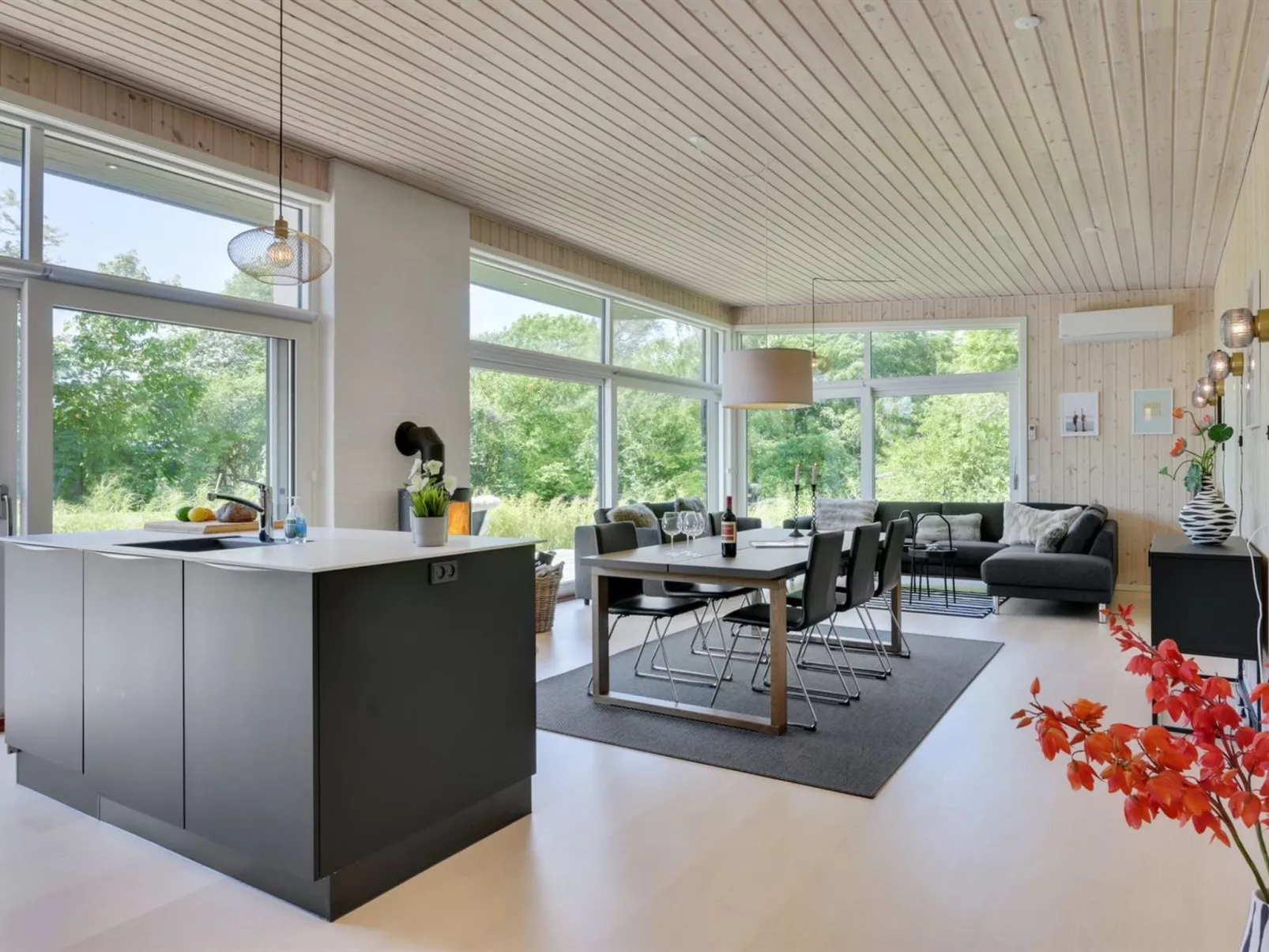 "Topenga" - 300m from the sea-Binnen