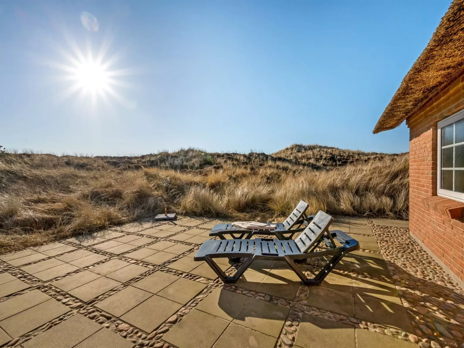 "Hærulf" - 300m from the sea-Buiten