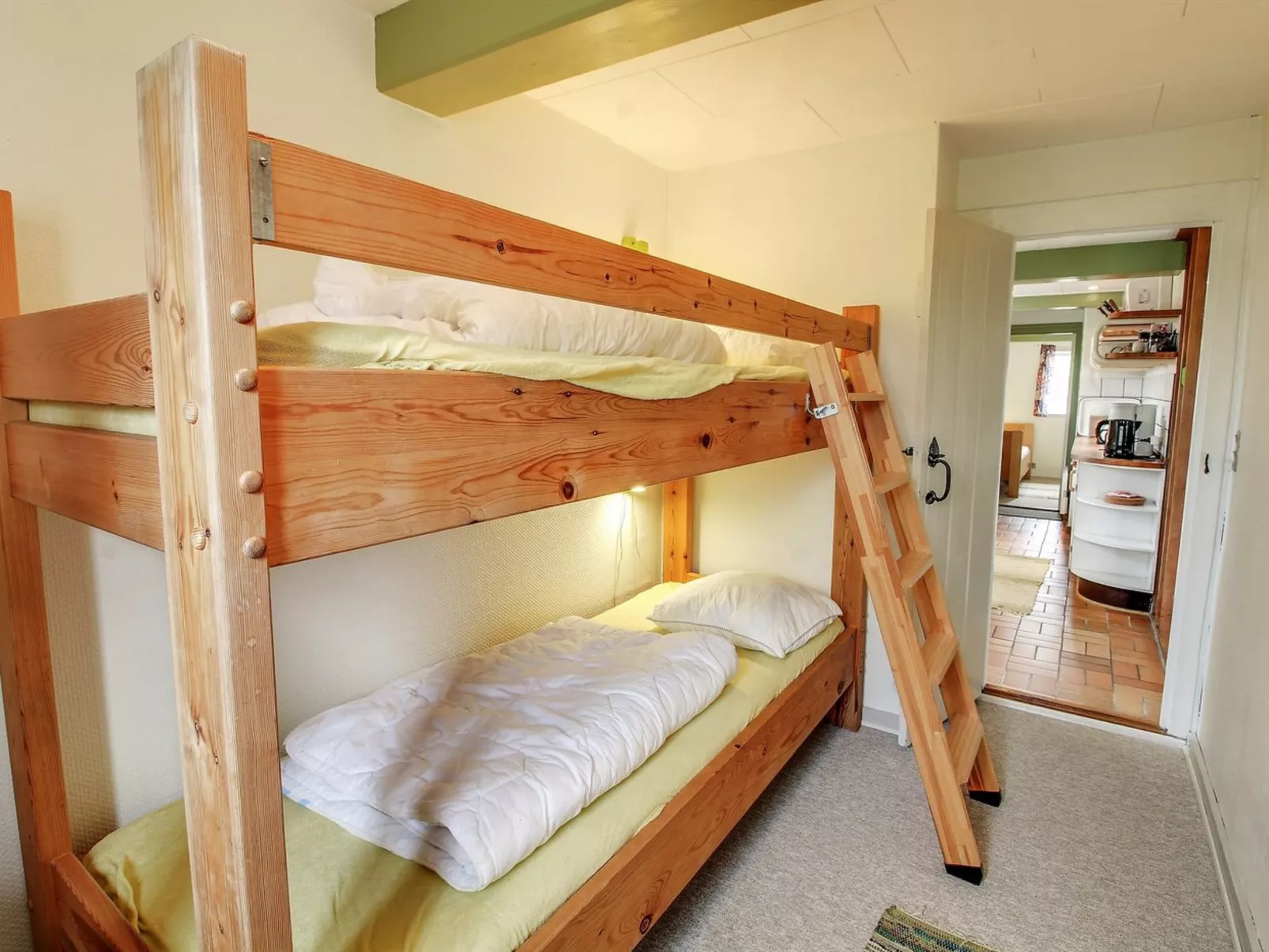 "Eduard" - 4.3km from the sea-Binnen