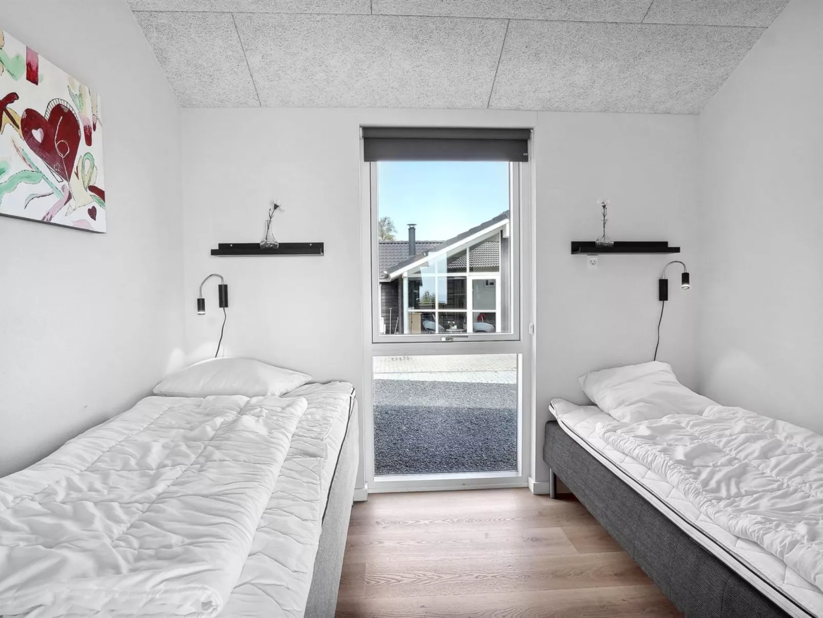 "Helina" - 180m from the sea-Binnen